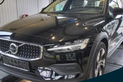 Volvo V60 Cross Country 29.261 km 33.950 &euro; Essen-Kray 45309