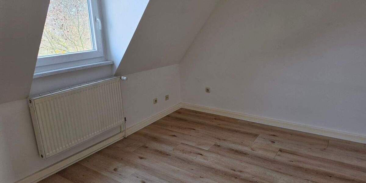 Etagenwohnung Gelsenkirchen Schalke - 3 Zimmer, 65 m&sup2;, 500&euro; | Angebot:26242953