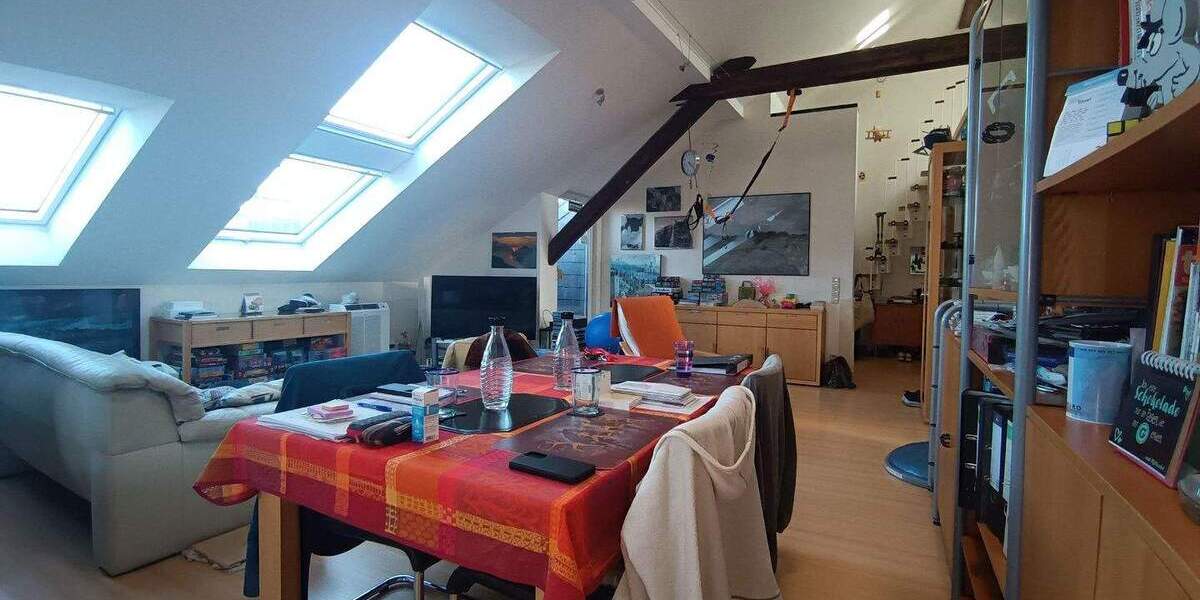 Terrassenwohnung Krefeld Stadtmitte - 3 Zimmer, 142 m&sup2;, 389.000&euro; | Angebot:26273940