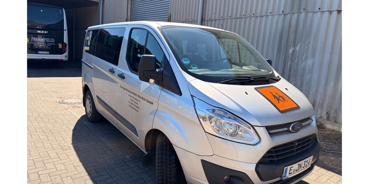 Ford Transit Custom 105.000 km 15.400 &euro; Essen 45141