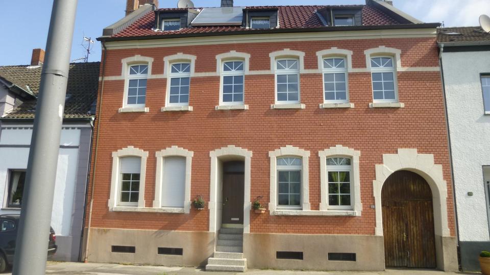 Dachgeschoßwohnung Gelsenkirchen Gelsenkirchen-West - 3 Zimmer, 67 m&sup2;, 600&euro; | Angebot:24846423