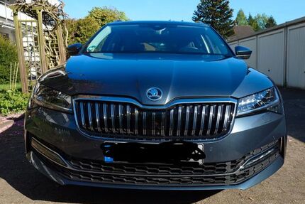 Skoda Superb 75.000 km 36.999 &euro; Oberhausen 46149