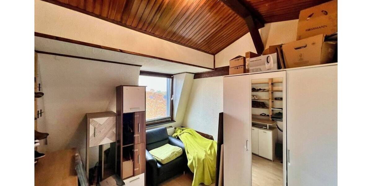 Etagenwohnung Krefeld Uerdingen - 3 Zimmer, 80 m&sup2;, 149.000&euro; | Angebot:25692531