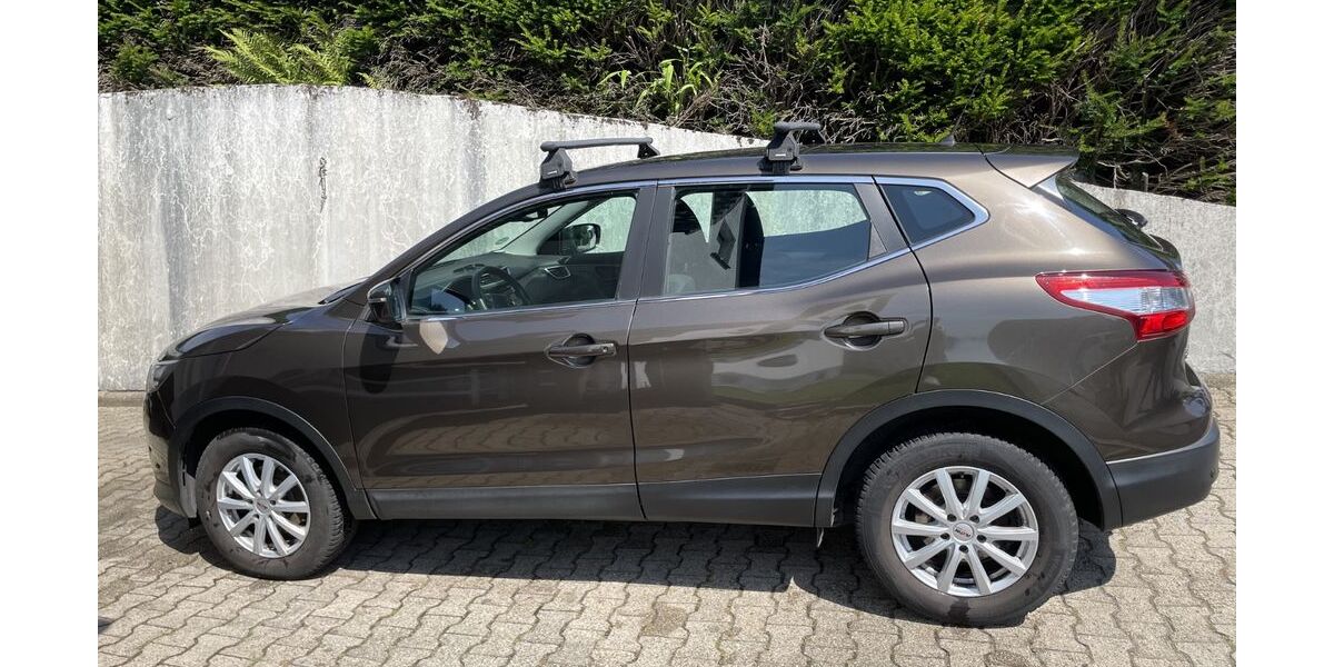 Nissan Qashqai 150.283 km 7.700 &euro; Essen 45219