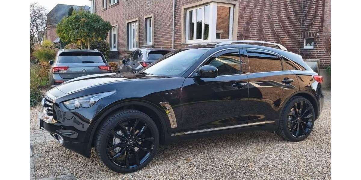 INFINITI QX70 96.000 km 21.998 &euro; Krefeld 47804