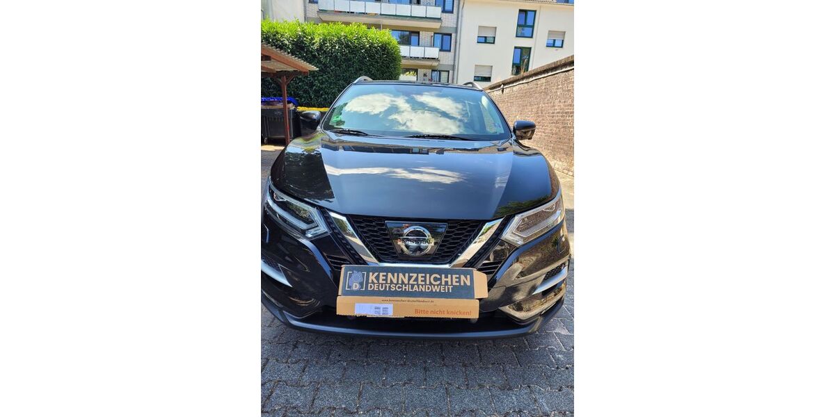 Nissan Qashqai 37.000 km 14.750 &euro; Krefeld 47799