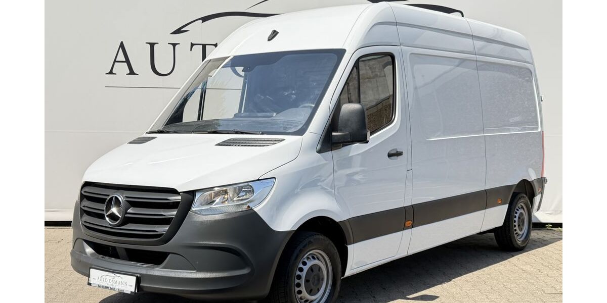 Mercedes-Benz Sprinter 21.340 km 26.950 &euro; Krefeld 47805