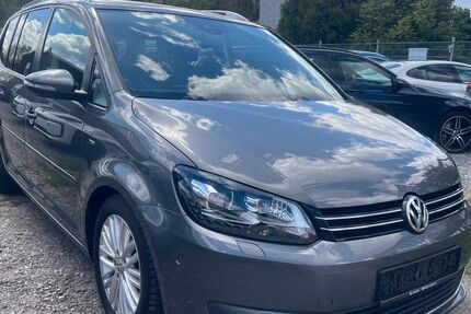 VW Touran 109.000 km 9.799 &euro; Gelsenkirchen 45886