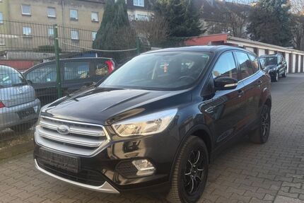 Ford Kuga 145.000 km 8.500 &euro; Essen 45143