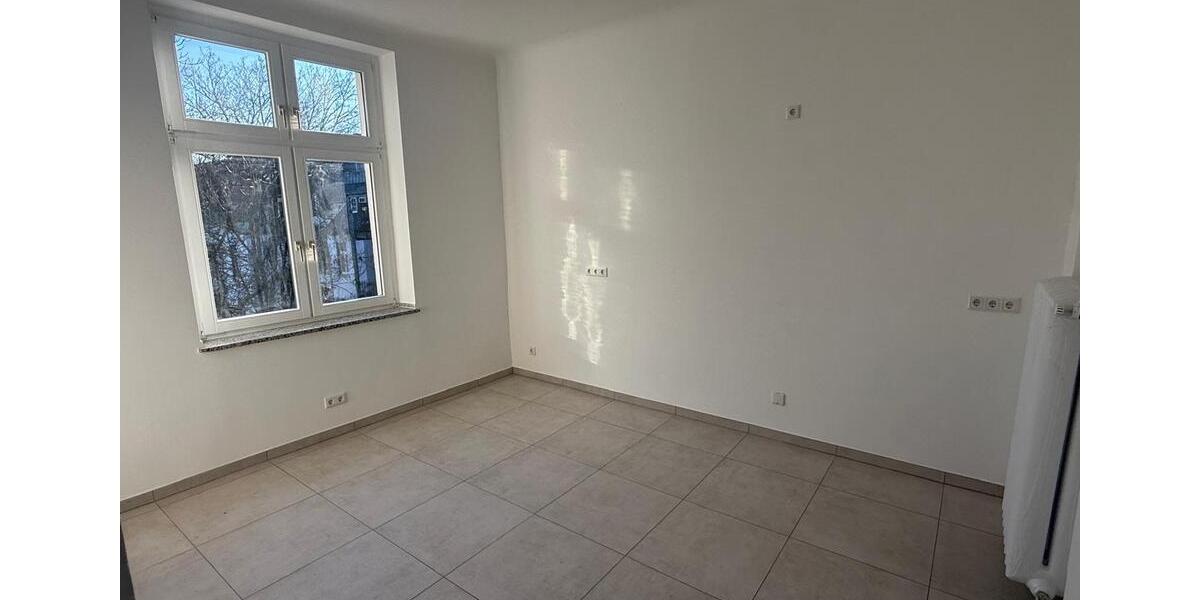 Etagenwohnung Duisburg - 4 Zimmer, 120 m&sup2;, 349.000&euro; | Angebot:26794303