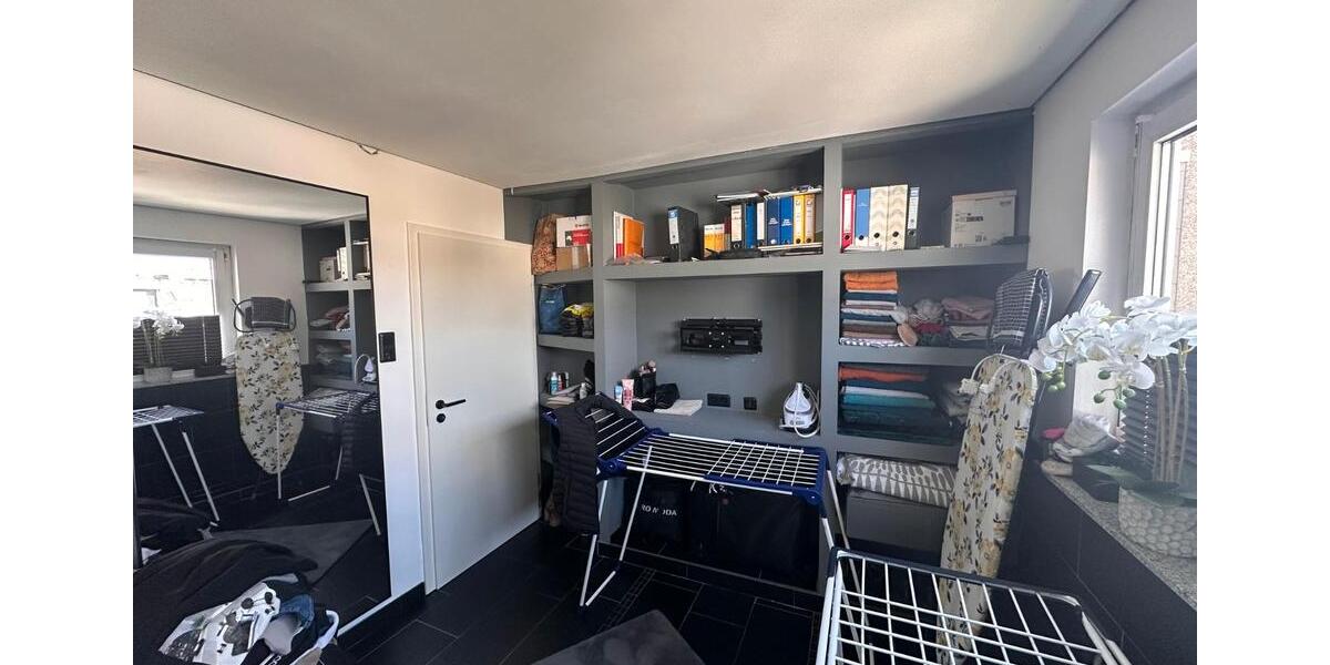 Dachgeschoßwohnung Gelsenkirchen - 3 Zimmer, 84 m&sup2;, 134.000&euro; | Angebot:26993477
