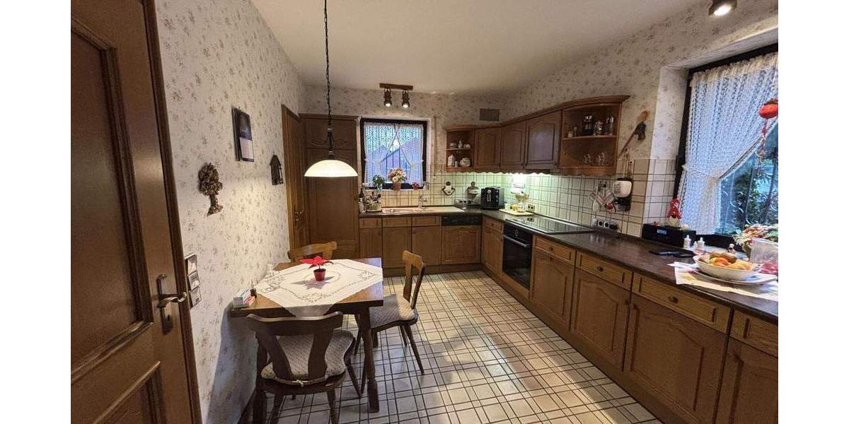 Einfamilienhaus Krefeld Traar - 4 Zimmer, 190 m&sup2;, 750.000&euro; | Angebot:25693384