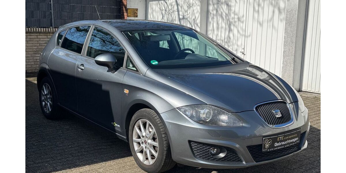 Seat Leon 142.594 km 4.837 &euro; Moers 47445