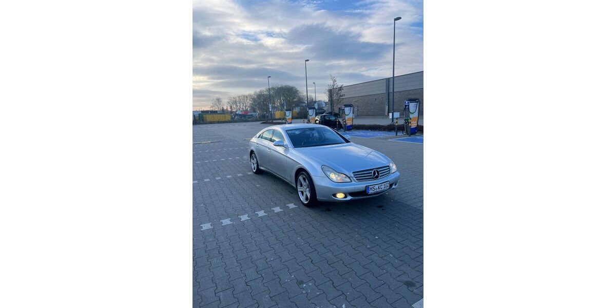 Mercedes-Benz CLS 500 172.000 km 14.500 &euro; Gelsenkirchen 45888