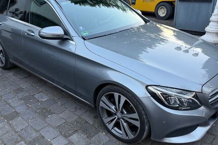 Mercedes-Benz C 300 196.221 km 15.450 &euro; Neukirchen-Vluyn 47506