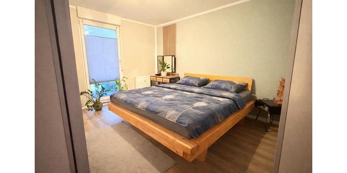 Erdgeschoßwohnung Essen Stadtbezirk VI - 3 Zimmer, 73 m&sup2;, 239.000&euro; | Angebot:25236997