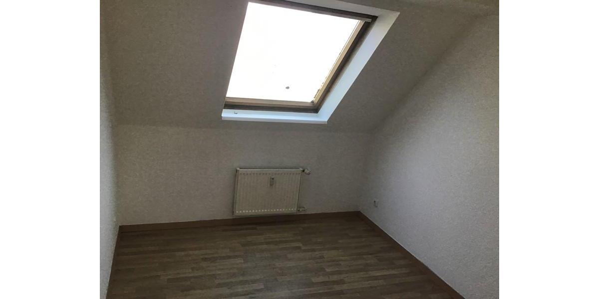 Dachgeschoßwohnung Gelsenkirchen Gelsenkirchen-West - 3.5 Zimmer, 60 m&sup2;, 454&euro; | Angebot:23677672