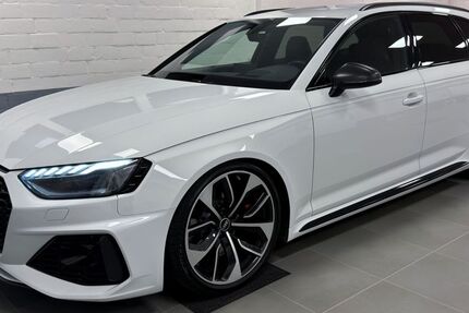 Audi RS4 87.900 km 51.900 &euro; Neukirchen-Vluyn 47506