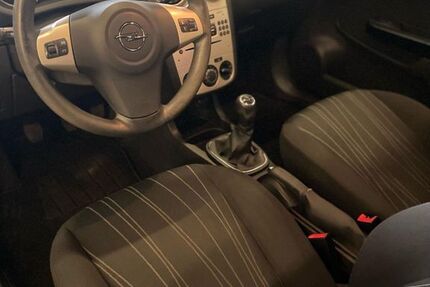 Opel Corsa 155.000 km 2.900 &euro; Wesel 46483