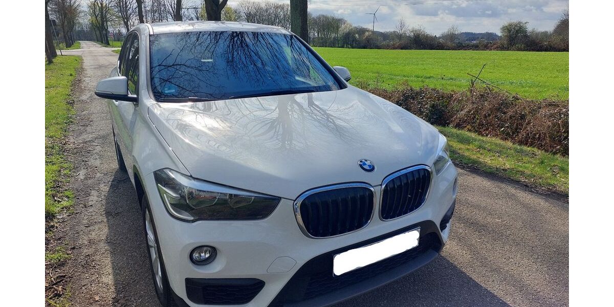 BMW X1 97.000 km 14.950 &euro; Gelsenkirchen 45897