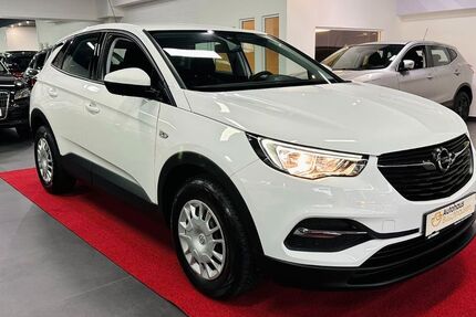Opel Grandland (X) 37.000 km 12.980 &euro; Oberhausen 46049