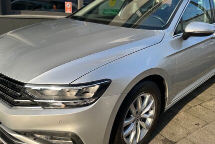 VW Passat 53.200 km 18.950 &euro; Gelsenkirchen 45899