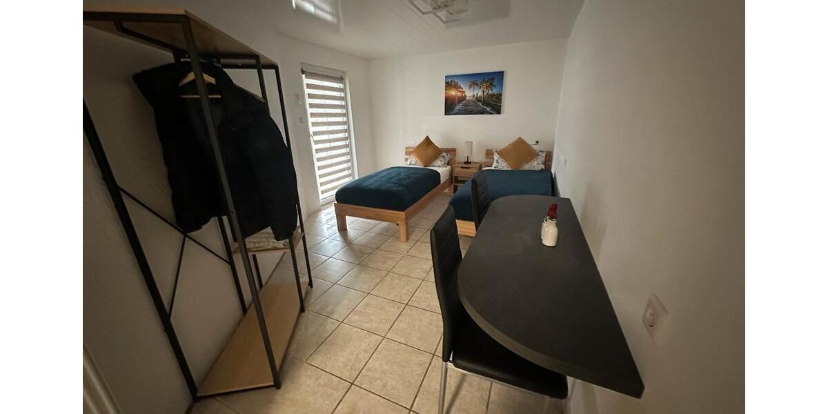 Etagenwohnung Duisburg Großenbaum - 3 Zimmer, 70 m&sup2;, 25&euro; | Angebot:20438710