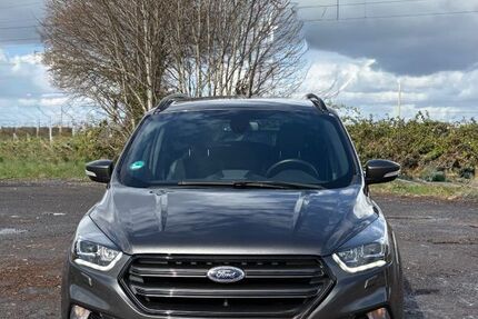 Ford Kuga 15.630 km 18.600 &euro; Hamminkeln 46499