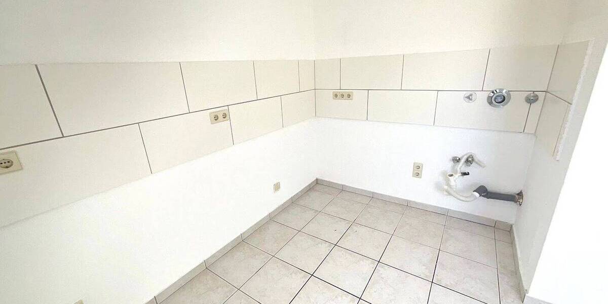 Etagenwohnung Krefeld Stadtmitte - 3 Zimmer, 81 m&sup2;, 609&euro; | Angebot:26779744