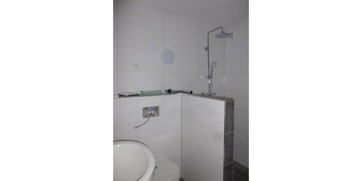 Etagenwohnung Oberhausen Stadtmitte - 2 Zimmer, 39 m&sup2;, 360&euro; | Angebot:25983159