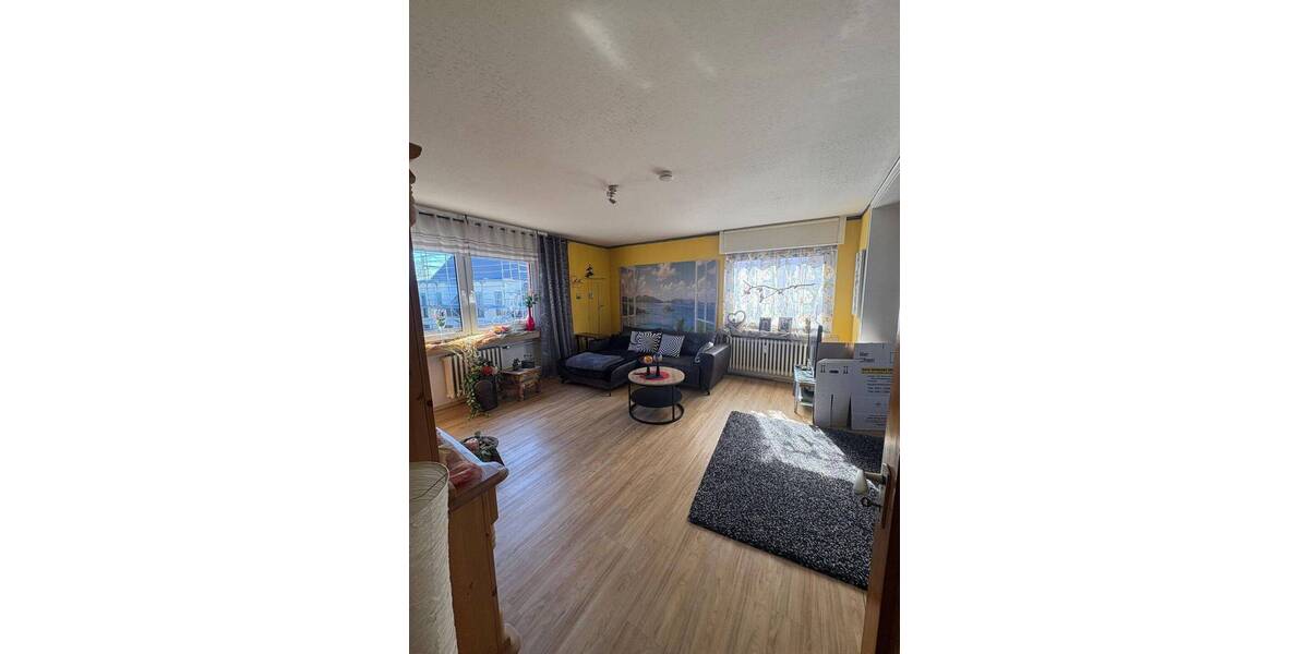 Etagenwohnung Krefeld Oppum - 1 Zimmer, 89 m&sup2;, 950&euro; | Angebot:26244926