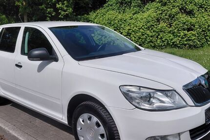 Skoda Octavia 235.000 km 1.999 &euro; Gelsenkirchen 45889