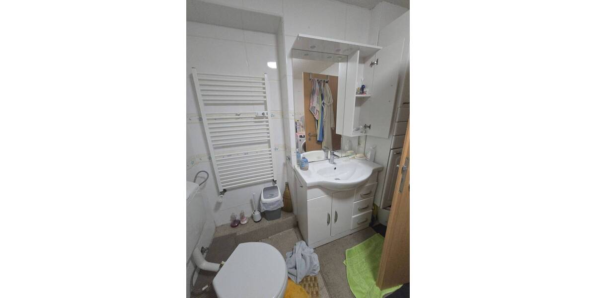 Etagenwohnung Duisburg Bruckhausen - 3 Zimmer, 347 m&sup2;, 240.000&euro; | Angebot:26102284