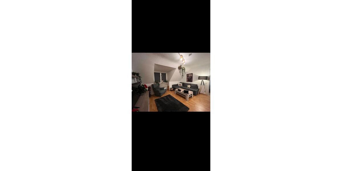 Dachgeschoßwohnung Essen Stadtbezirk IV - 2 Zimmer, 60 m&sup2;, 112.000&euro; | Angebot:26153514