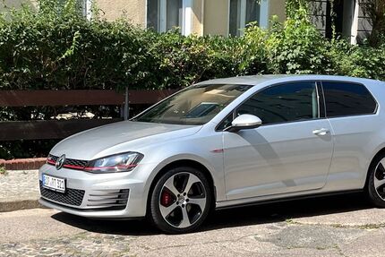 VW Golf 139.418 km 14.900 &euro; Raesfeld 46348