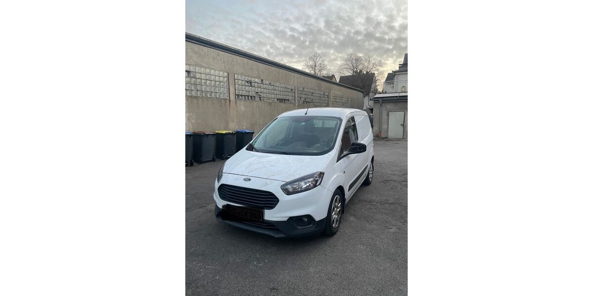 Ford Transit Courier 125.000 km 7.250 &euro; Marl 45770
