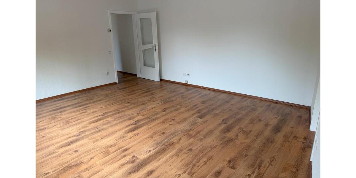 Erdgeschoßwohnung Essen Stadtbezirk IV - 1 Zimmer, 58 m&sup2;, 490&euro; | Angebot:26261253