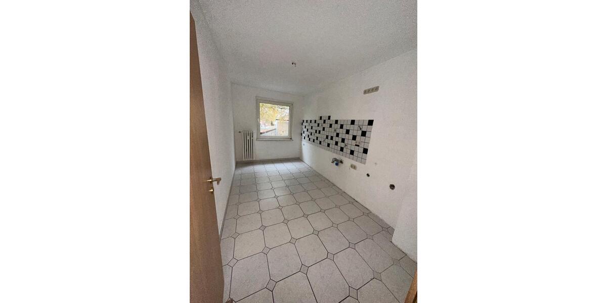 Etagenwohnung Duisburg Mittelmeiderich - 2.5 Zimmer, 64 m&sup2;, 79.800&euro; | Angebot:27071956