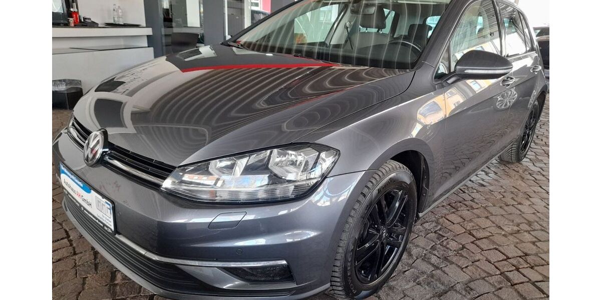 VW Golf 127.290 km 12.550 &euro; Gelsenkirchen 45888