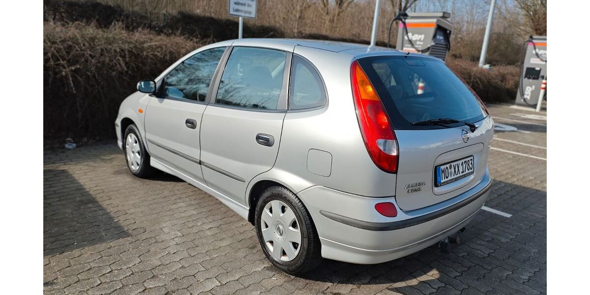 Nissan Almera Tino 176.000 km 1.700 &euro; Neukirchen-Vluyn 47506