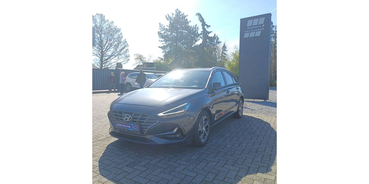 Hyundai i30 66.450 km 16.300 &euro; Geldern 47608