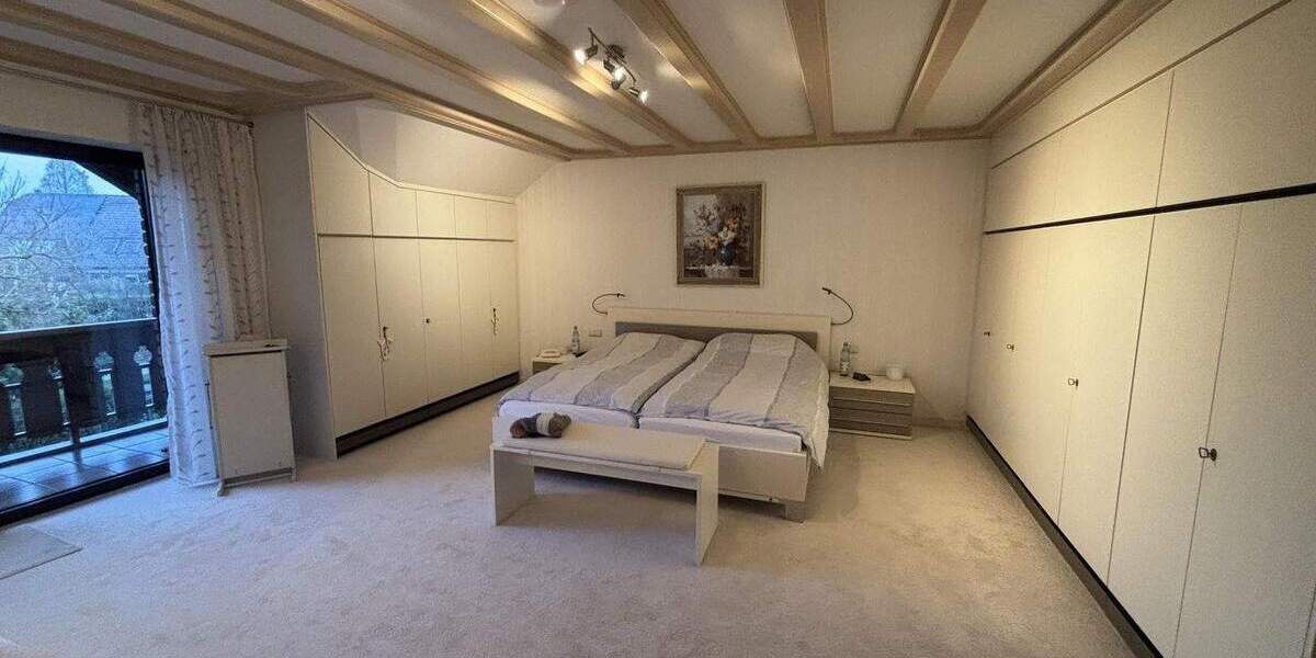 Einfamilienhaus Krefeld Traar - 4 Zimmer, 190 m&sup2;, 750.000&euro; | Angebot:25693384