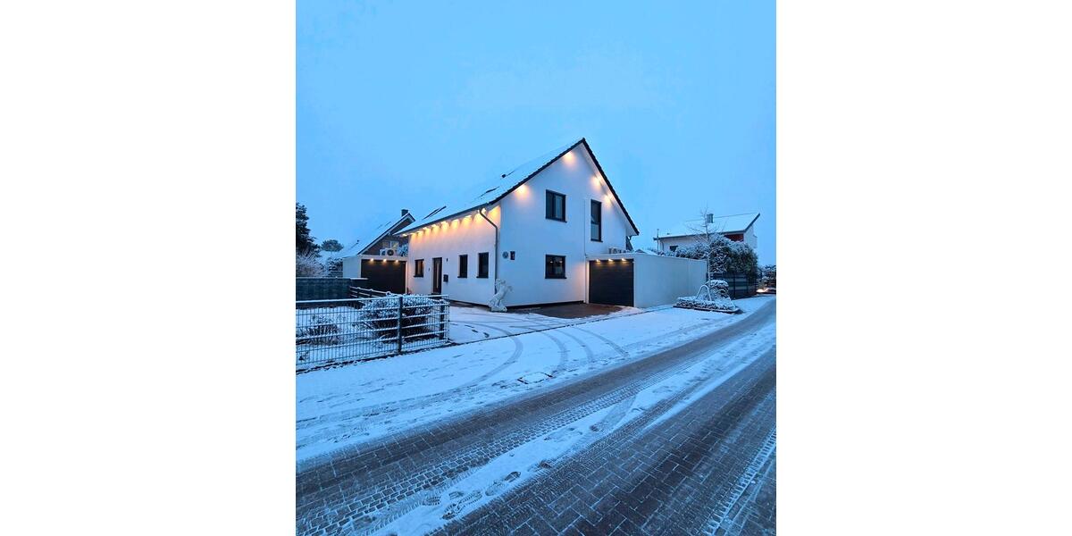 Einfamilienhaus Rheinberg - 5 Zimmer, 196 m&sup2;, 790.000&euro; | Angebot:23663712