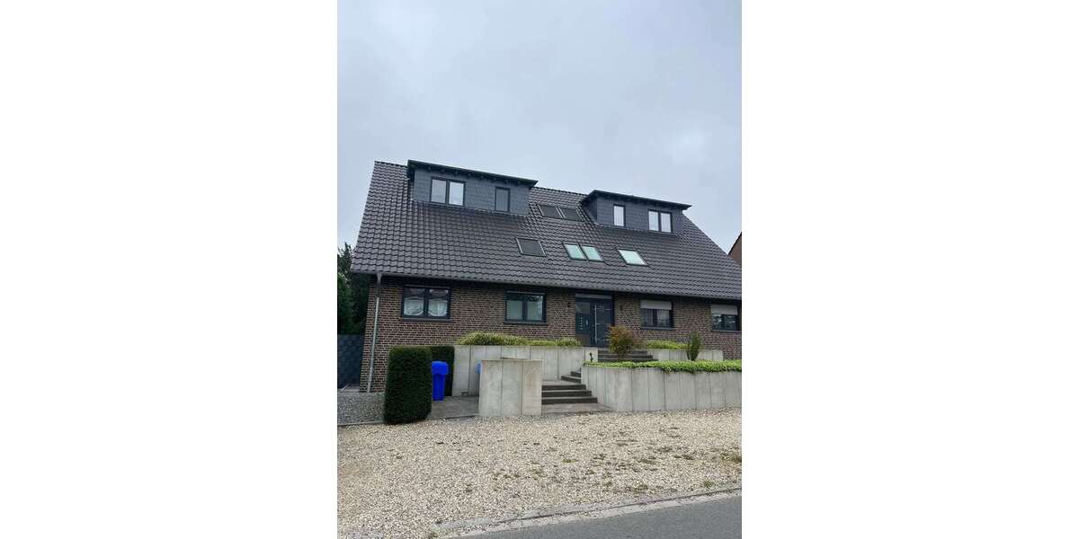 Etagenwohnung Krefeld Hülser Berg - 3 Zimmer, 103 m&sup2;, 1.360&euro; | Angebot:26999583