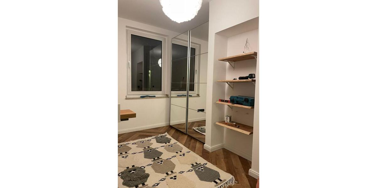 Etagenwohnung Krefeld Cracau - 4 Zimmer, 112 m&sup2;, 1.240&euro; | Angebot:25871602