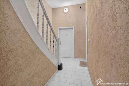 Haus Duisburg Mittelmeiderich - 13 Zimmer, 359 m&sup2;, 485.000&euro; | Angebot:27076487