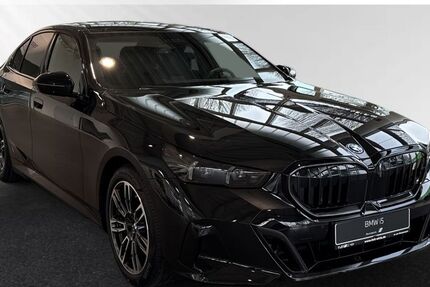 BMW i5 4.000 km 73.990 &euro; Moers 47441
