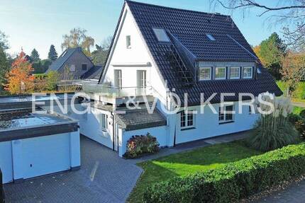 Haus Krefeld Inrath/Kliedbruch - 6 Zimmer, 229 m&sup2;, 795.000&euro; | Angebot:25709615