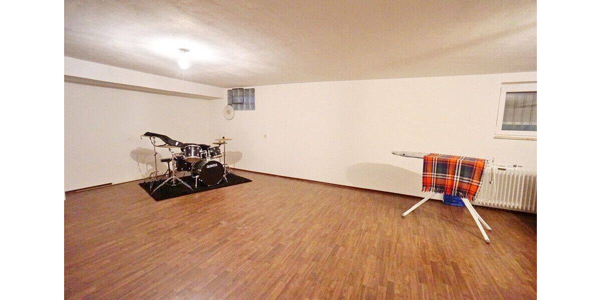 Einfamilienhaus Geldern - 5 Zimmer, 203 m&sup2;, 1.900&euro; | Angebot:26029553