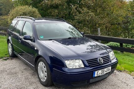 VW Bora 218.195 km 2.500 &euro; Bochum 44869